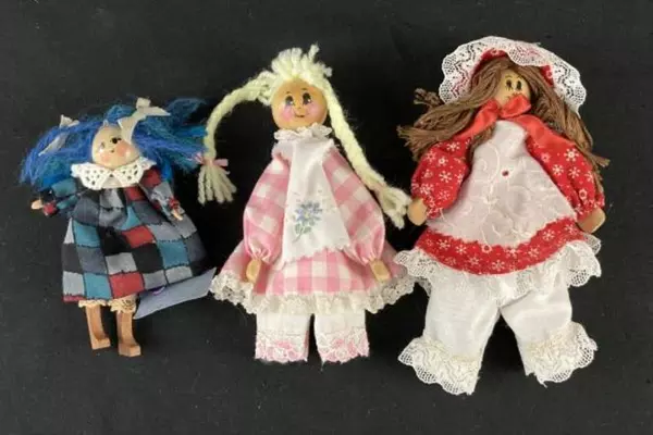 Lot of 3 Hand Painted Wood Clothes Pin Dolls Blonde Brunette Blue Hair