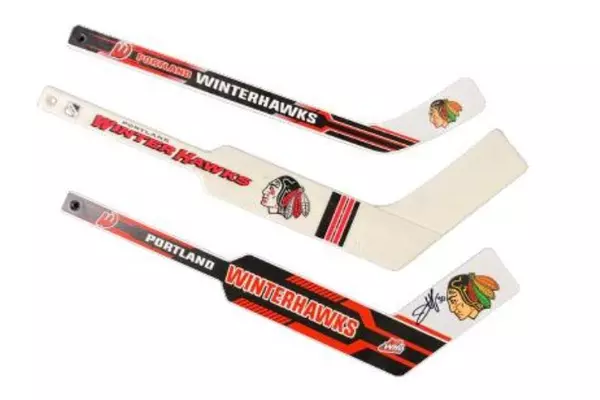 Lot of 3 WHL Souvenir Plastic Hockey Sticks Winterhawks Inglasco Promo Plastic