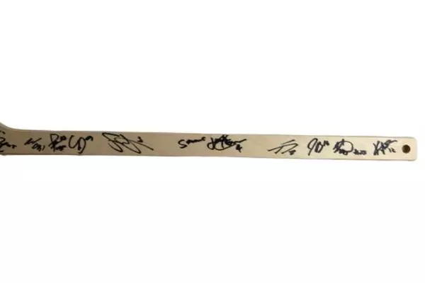 Lot of 5 Vintage Portland Winterhawks Wooden Hockey Sticks Souvenir Autographed
