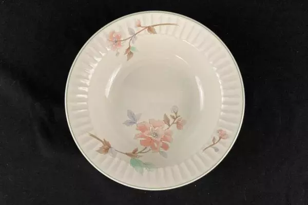 Set of 4 Nikko 7" Stoneware Soup Bowls Fantasy Perception Pattern