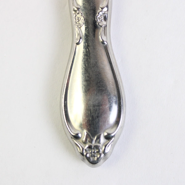 Set of 3 Oneida Chatelaine Stainless Steel Hollow Dinner Knives