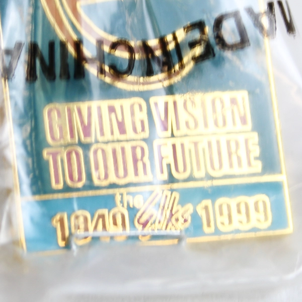 1999 Oregon State Elks Children's Eye Clinic 50th Anniversary Pin Back New