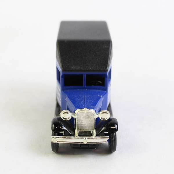 Diecast Lledo Chevron Standard Oil 1931 Atlas Tire Delivery Truck Blue