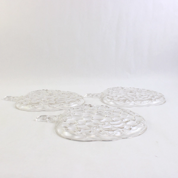 Set of 3 Vintage Hazel-Atlas Grape Cluster Shaped Snack Plates