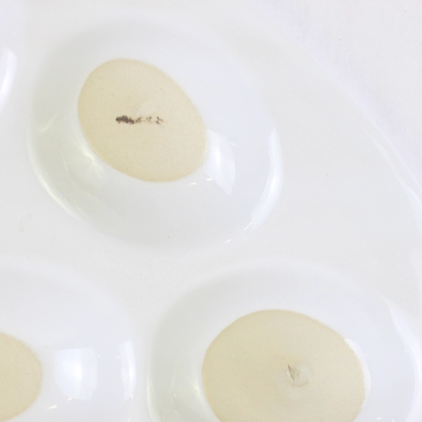 Kinfine Oval Ceramic Deviled Egg Plate Holds 16 Pieces