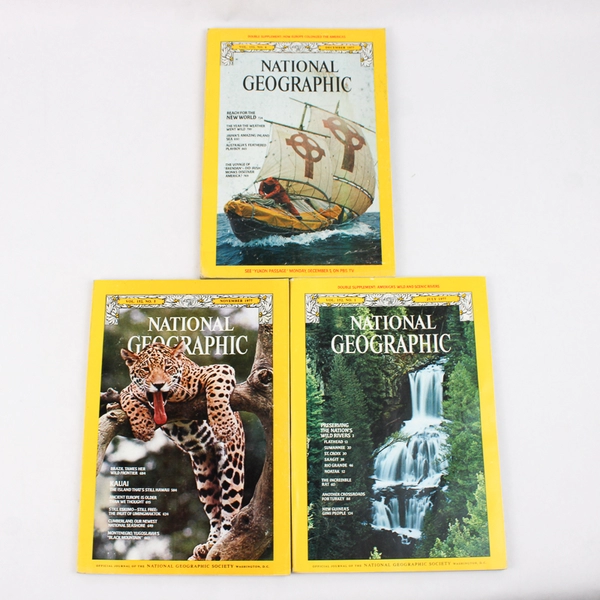 Vintage Lot of 3 National Geographic Magazines July November December 1977