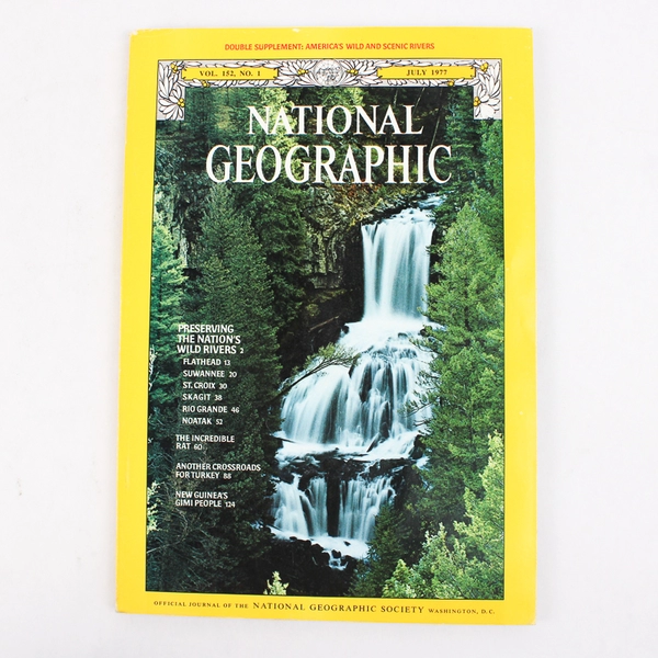 Vintage Lot of 3 National Geographic Magazines July November December 1977
