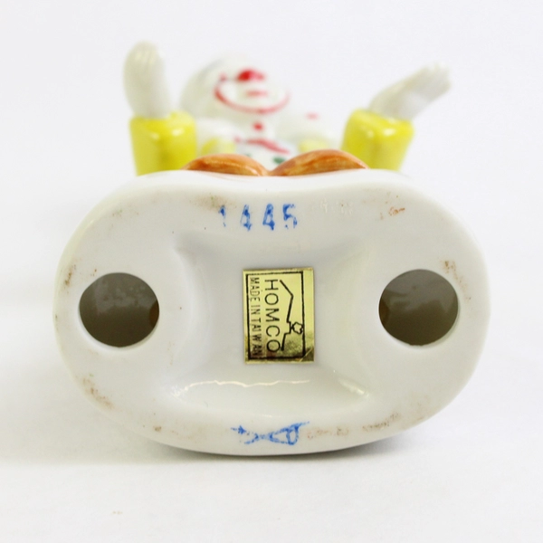 Vintage Homco Porcelain 6" Figurine Clown with Yellow Coat #1445