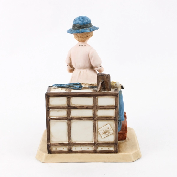 Vtg Norman Rockwell Innocence of Youth Collection Vacation's Over Figurine