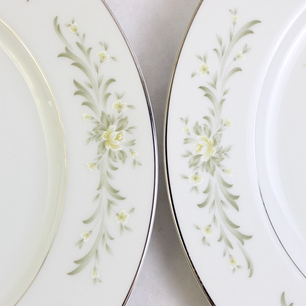 Lot of 4 Grace Fine China Rhapsody Porcelain Dinner Plates 10 3/8" Japan