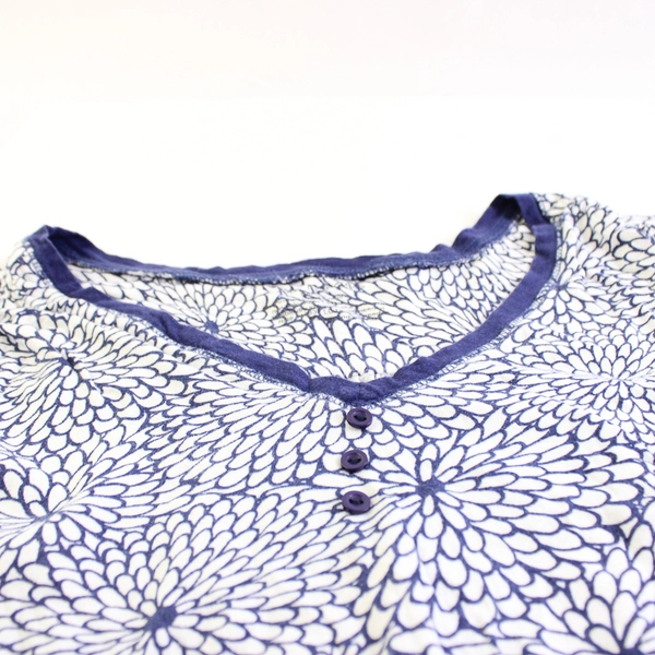 Sleepyheads White and Blue Floral Pajama Shirt Women's Size 2XL