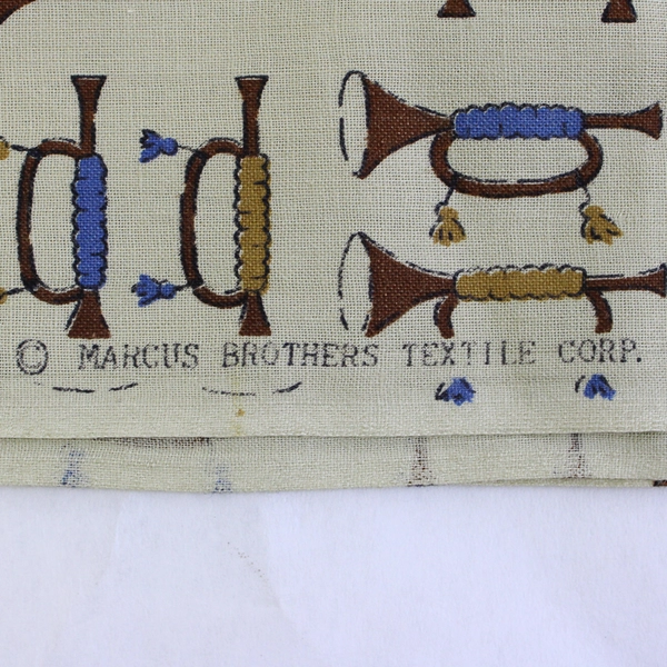 Marcus Brothers Woven Lightweight Quilting Cotton Fabric 44" W x 1.25 Yd Trumpet