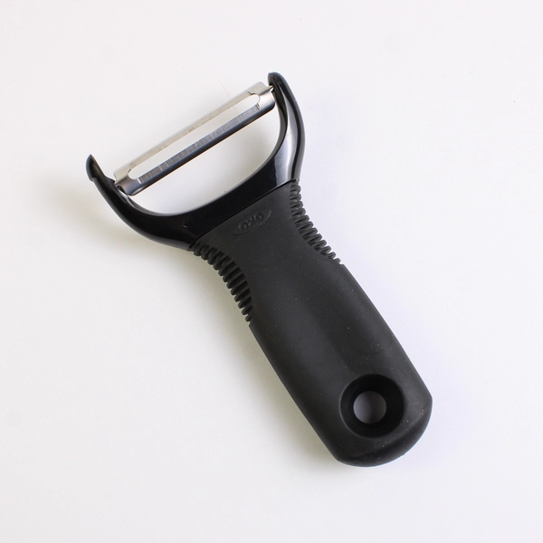 OXO Vegetable Peeler Black Handle Kitchen Tool