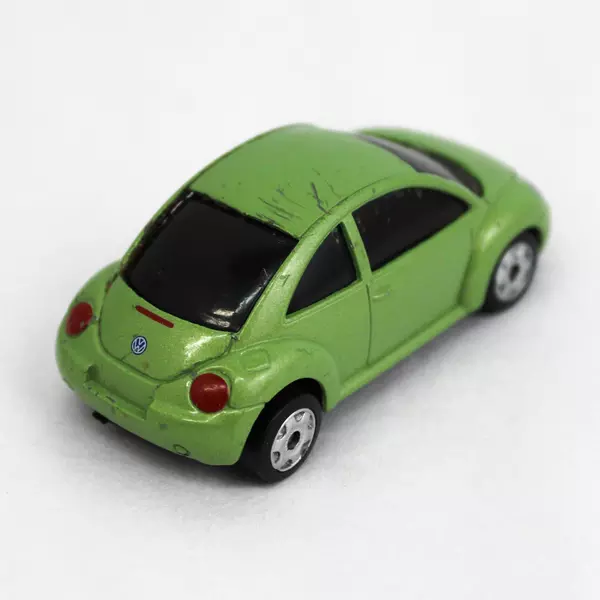 Maisto Volkswagen New Beetle Green Die Cast Diecast 1:64