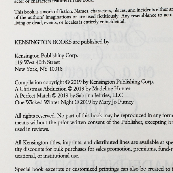 Seduction on a Snowy Night Three Short Novels in One 2019 Paperback