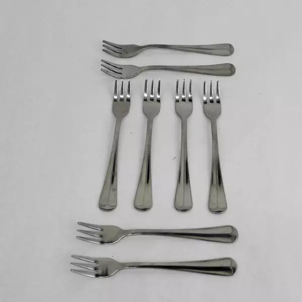 Set of 8 International Silver Stainless Gran Royal Cocktail Forks 5.5 Inch
