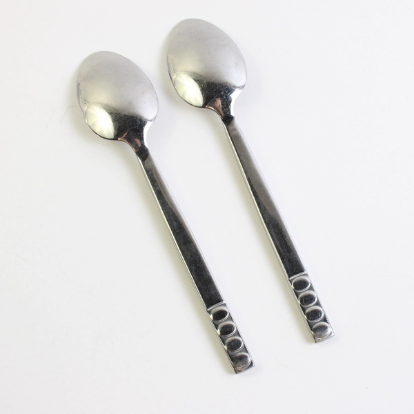 Lot of 2 Teaspoons 7" Pier 1 Imports Portfolio 18/8 Stainless Steel Circles