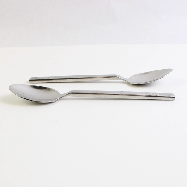 Lot of 2 Teaspoons 7" Pier 1 Imports Portfolio 18/8 Stainless Steel Circles