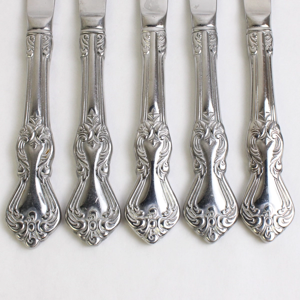 Lot of 5 Dinner Knives 8 7/8" Reed & Barton Marlborough Heritage Mint Stainless