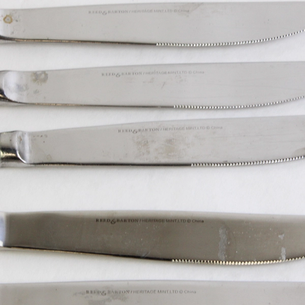 Lot of 5 Dinner Knives 8 7/8" Reed & Barton Marlborough Heritage Mint Stainless
