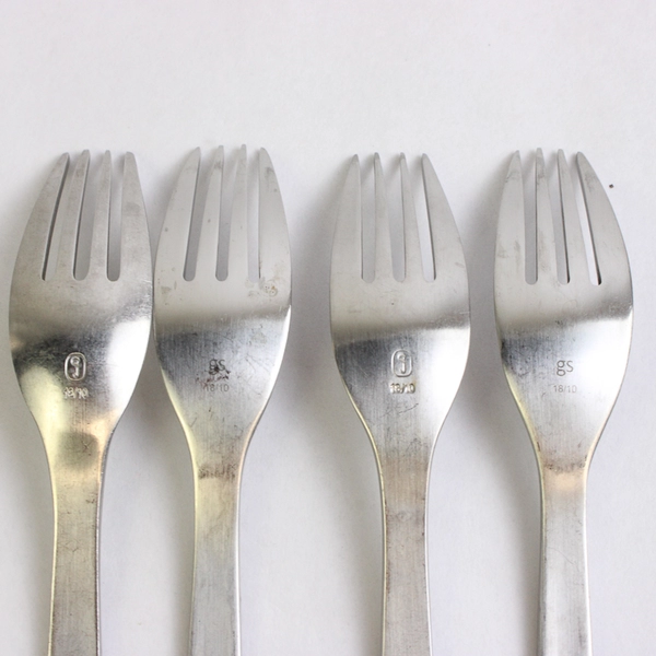 Lot of 4 Salad Forks 7" Gourmet Settings Park Carry On Matte 18/10 Stainless 