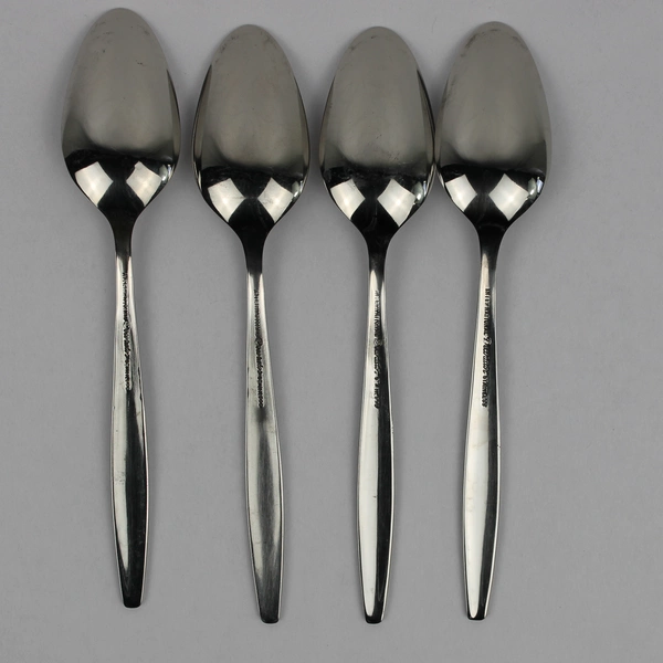 Lot of 4 Place Oval Spoons 7 1/8" International Decorator Fascination Stainless