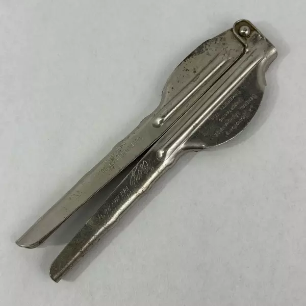 Boye Mason Jar Lid Remover Boye Needle Co. Patent 1916-17 La Grandeur's