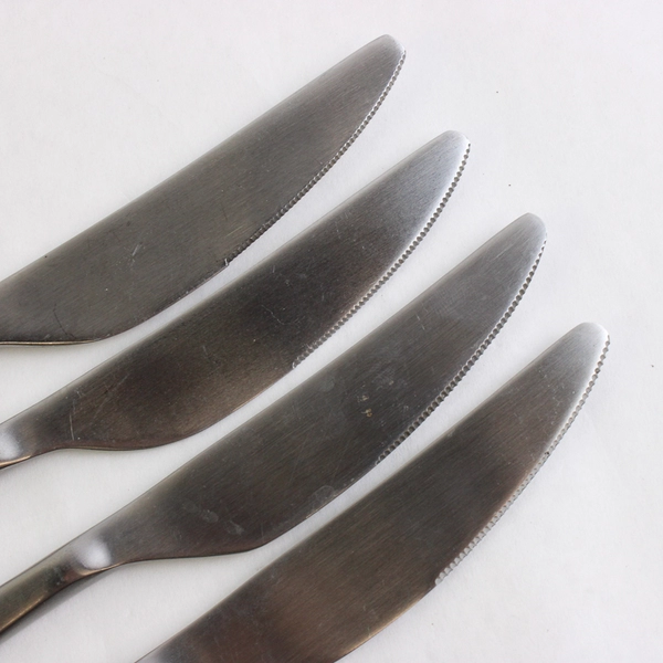 Lot of 4 IKEA Loja Dinner Knives 8.75" Stainless Steel Satin Flatware