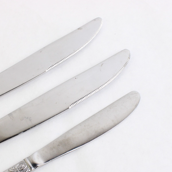 Lot Of 5 Heritage Mint LTD Royal Alister (Stainless) Flatware 2 Spoons 3 Knives