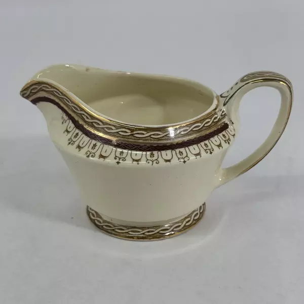 Wood And Sons Pall Mall Red Band Creamer