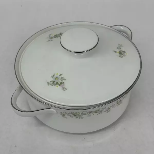 Johann Haviland Forever Spring Covered Casserole Dish