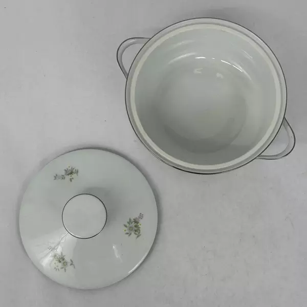 Johann Haviland Forever Spring Covered Casserole Dish