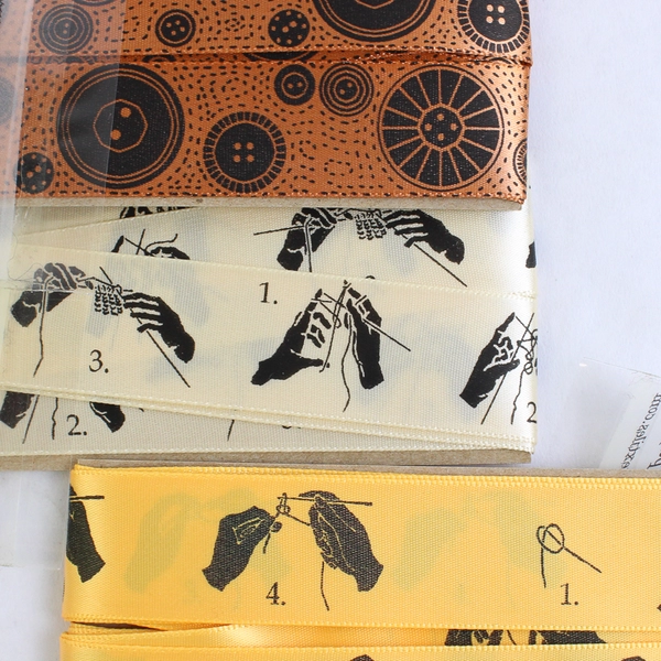 Lot of 3 An Artist's Ribbons Polyester Satin Ribbons 0.75" x 3 Yards Each SEALED