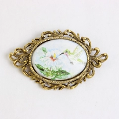 Vintage Hand-Painted Porcelain Gold-Toned Brooch Horizontal 2.75 x 1.75 in