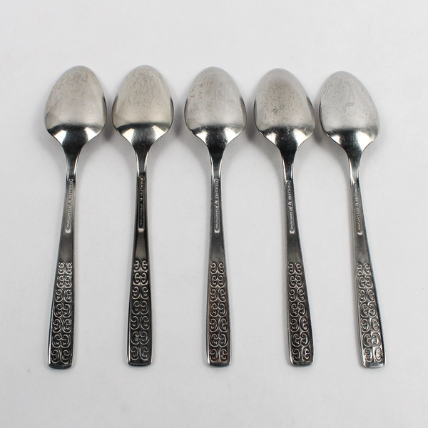 Lot Of 5 International Silver Serenata Stainless Flatware Teaspoons