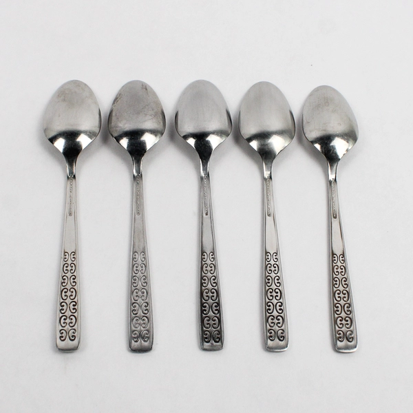 Lot Of 5 International Silver Serenata Stainless Flatware Spoons