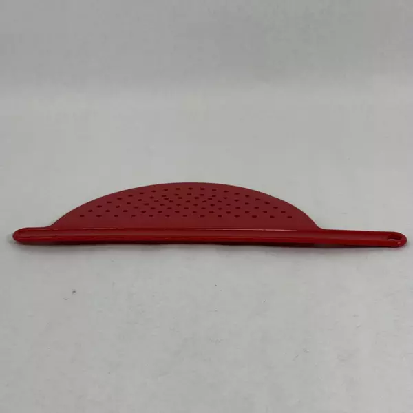 Trudeau Red Plastic Pot Drainer For Pasta Vegetables