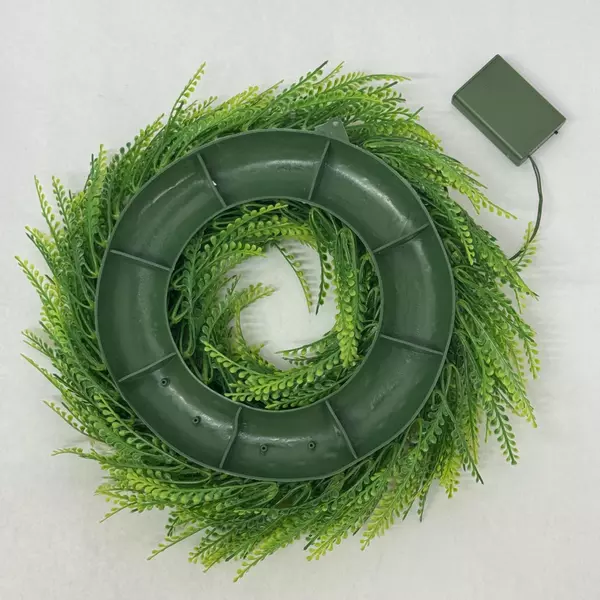 Sand Mine 14 Inch Plastic Lighted Christmas Wreath Works