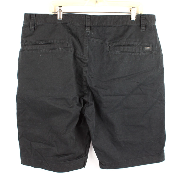 Volcom Black Flat-Front Bermuda Shorts Men's Size 38