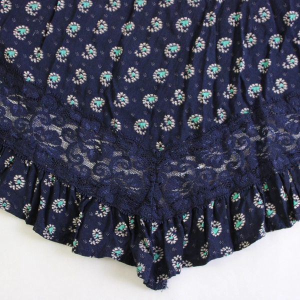 Mystree Dark Blue Sleeveless Blouse Lace Accents Women's Large