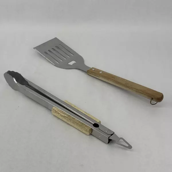 Unbranded Grilling Spatula and Grilling Tongs
