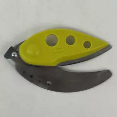 Yellow Chef'N Herb And Greens Cutter And Stripper