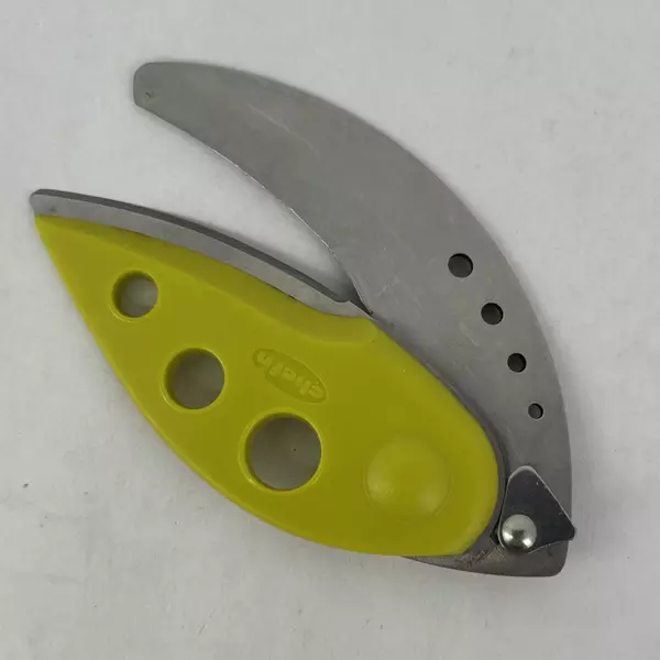 Yellow Chef'N Herb And Greens Cutter And Stripper