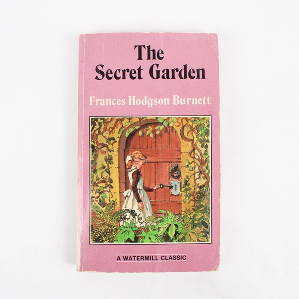 The Secret Garden by Frances Hodgson Burnett 1987 Vintage Paperback