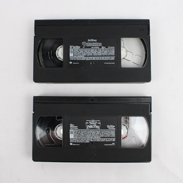 Lot Of 2 Disney VHS: Pinocchio 1940 & Peter Pan 45th Limited Edition