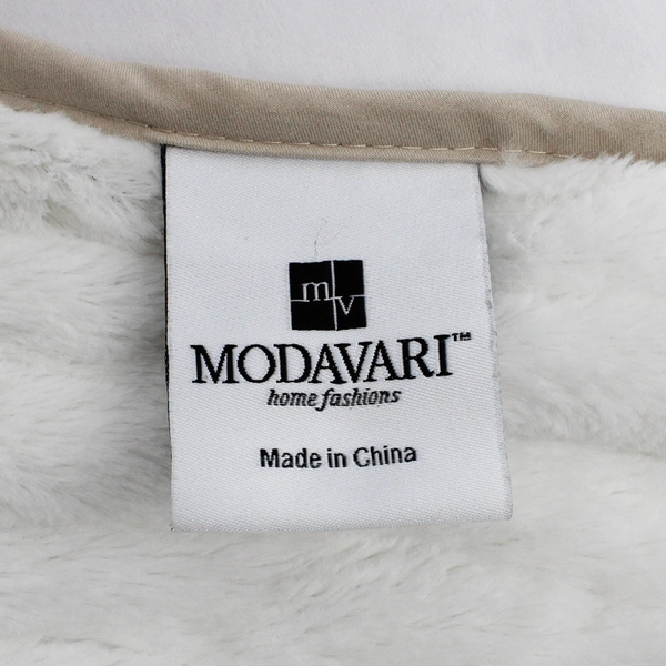 Modavari Heavyweight Fleece-Lined Blanket King 110” L x 96" W Polyester