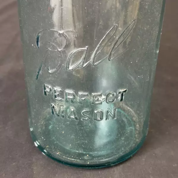Vtg 1923-33 Ball Perfect Mason Half Gallon Aqua Jar with Zinc Ring And Glass Lid