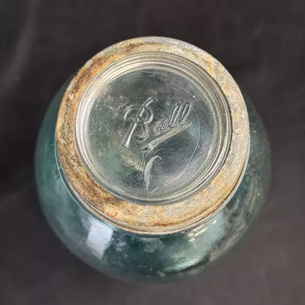 Vtg 1923-33 Ball Perfect Mason Half Gallon Aqua Jar with Zinc Ring And Glass Lid