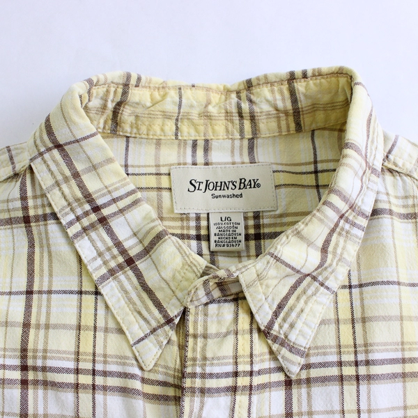 St. John's Bay Yellow & Brown Plaid Short-Sleeved Button-Up Men's Large Flawed