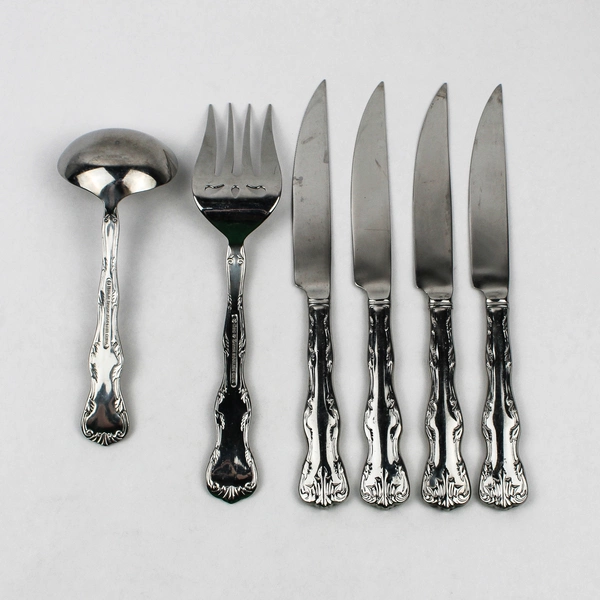 Lot Of 6 Reed & Barton Victoria (Stainless) Flatware 4 Knives Ladle Serving Fork